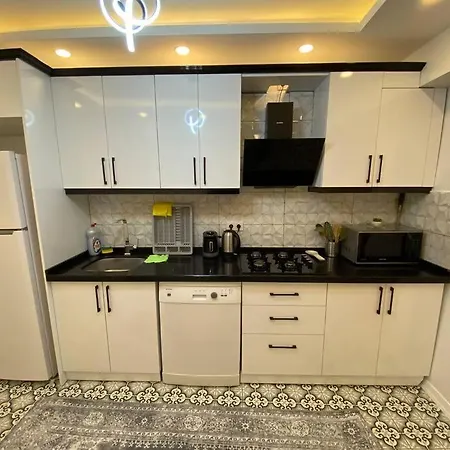 Nisantasi Comfort And Cozy House *